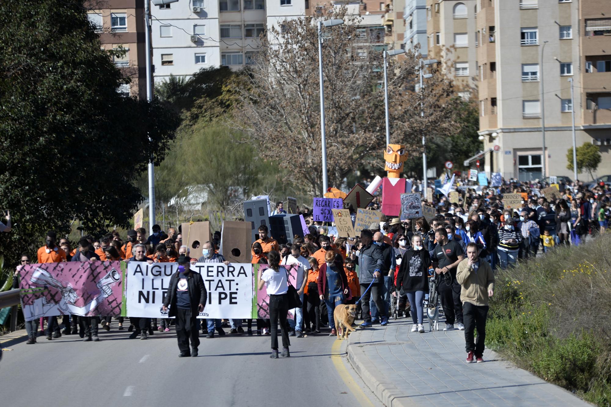 Manifestación Benimaclet 'Terra, aigua i llibertat' - 10